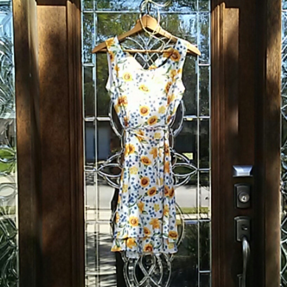 Vintage sunflower dress